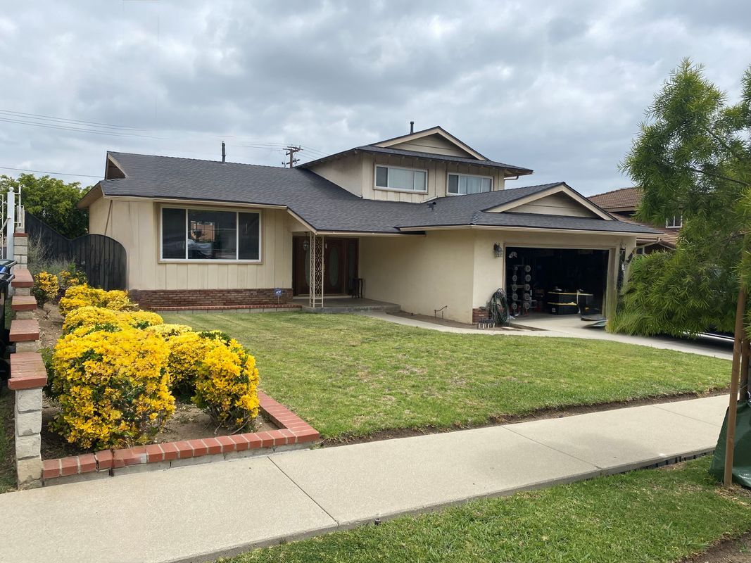 Foto principal - 15375 E La Belle St