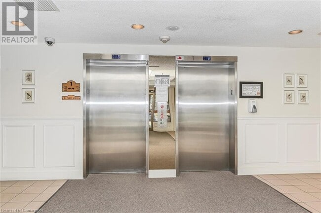 Building Photo - 265 Westcourt Pl