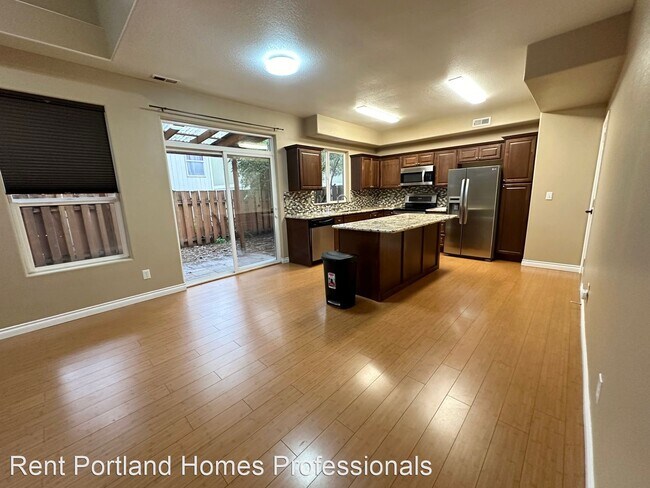 Foto del edificio - 3 br, 2.5 bath House - 20659 SW Gracie Street