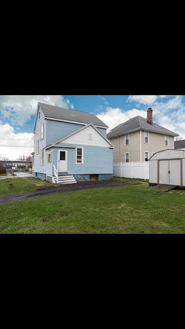 60 Emerson Ave, Utica, NY 13501 House Rental in Utica, NY