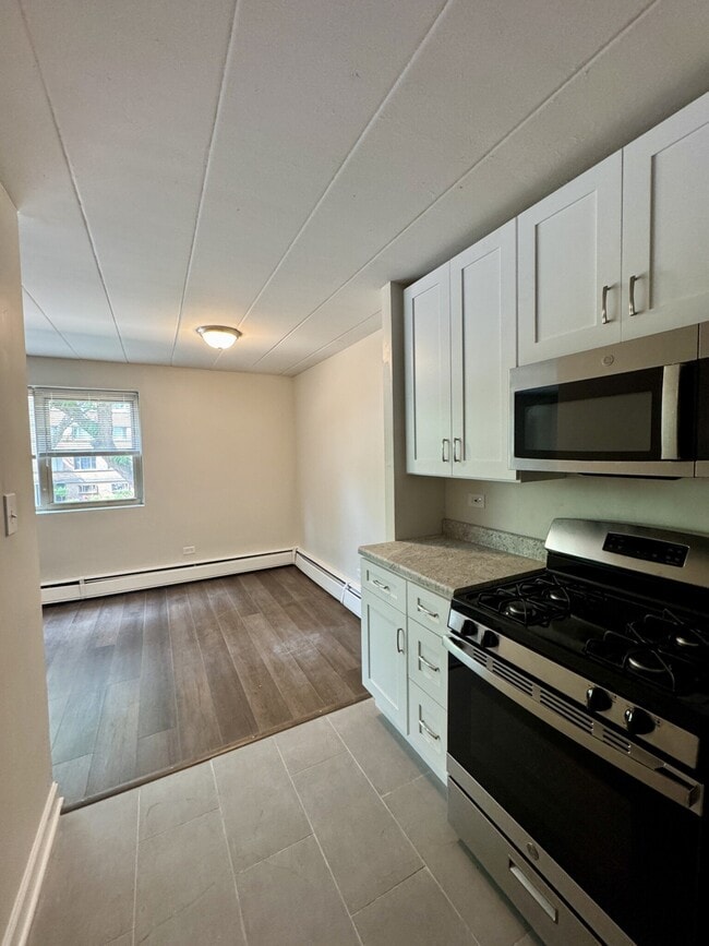 Building Photo - 7301 Ridge