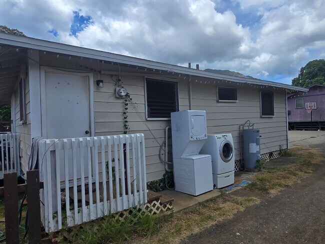 Foto del edificio - 84-956 Hanalei St - Unit B