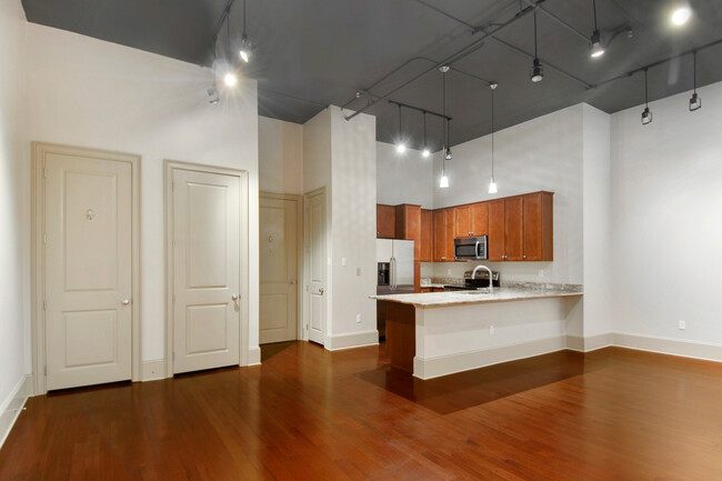 Kitchen - 1201 Canal St