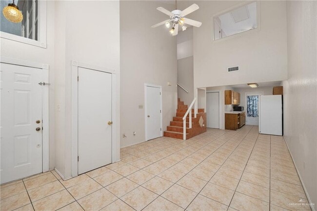 Foto del edificio - 15 Evergreen Ave