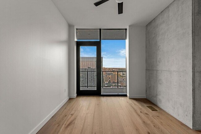 Foto del edificio - 610 Davis St