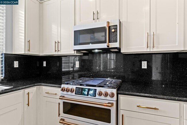 Foto del edificio - 3927 Hidden Grove Ln