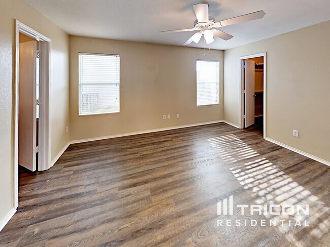 Building Photo - 1712 Vineridge Ln