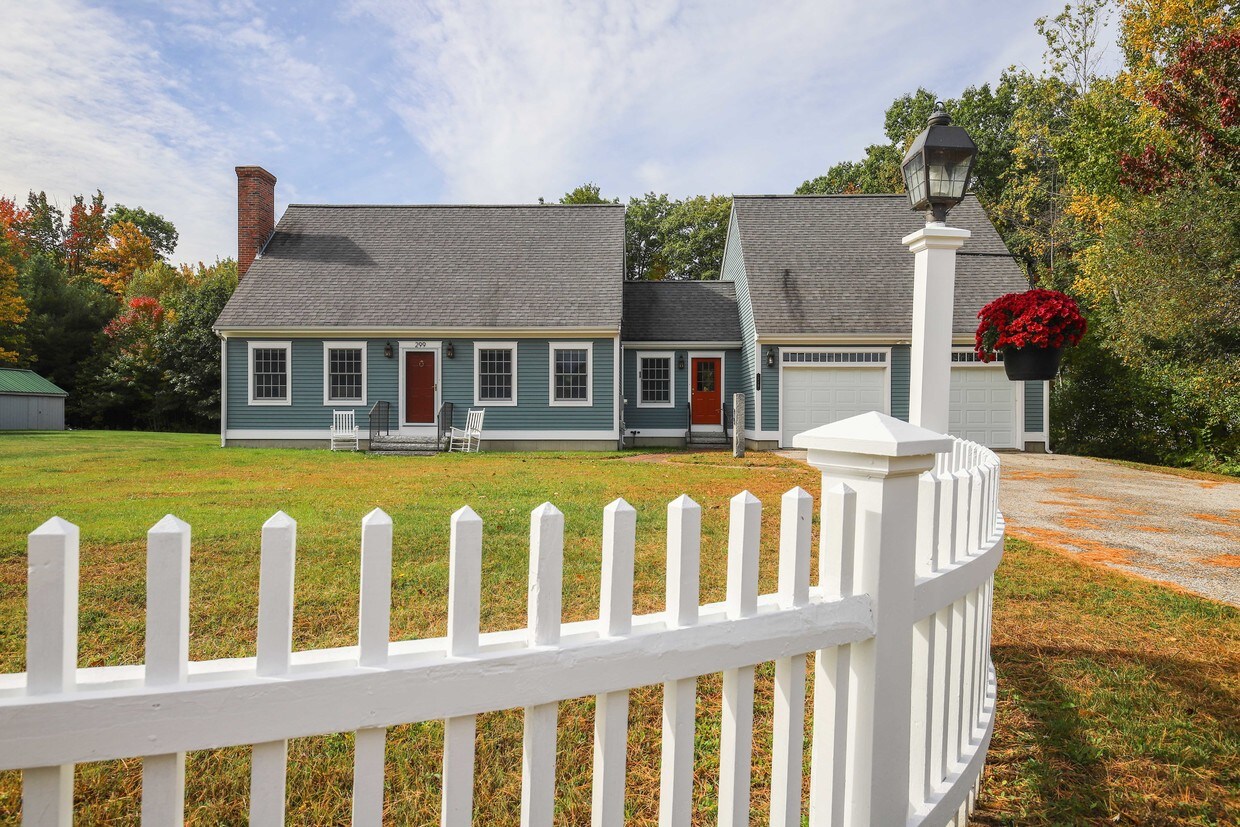 299 Stroudwater St, Westbrook, ME 04092 House Rental in Westbrook, ME