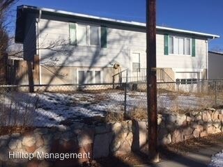 Building Photo - 3 br, 2.5 bath House - 220 Kinnikinnick
