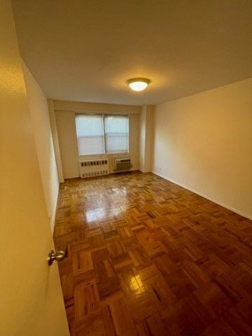 Building Photo - 123-60 83rd Ave