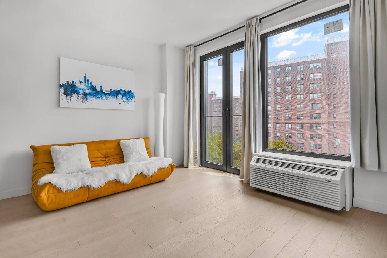 Foto principal - 181 E 101st St