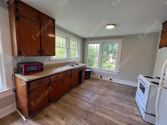 Building Photo - 4166 51st Ave N