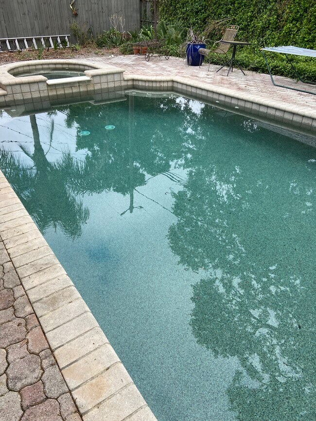 Building Photo - 329 57th Ave S