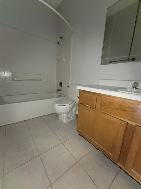 Building Photo - 3800 Tanglewilde St