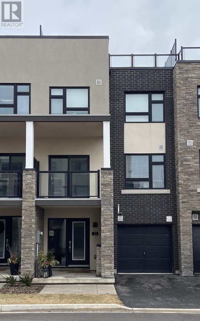 Photo du bâtiment - 1121 Cooke Blvd.