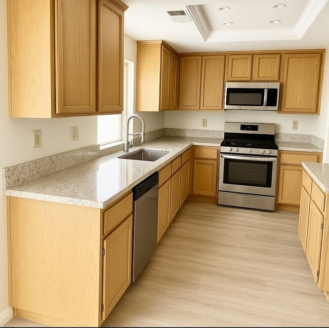 Building Photo - 3117 San Helena Dr