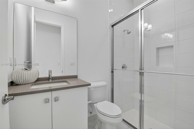 Building Photo - 8356 Royal County Down Rd