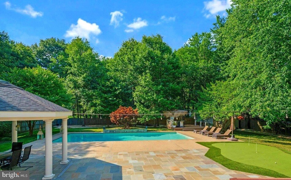 Primary Photo - 2504 Sherwood Hall Ln