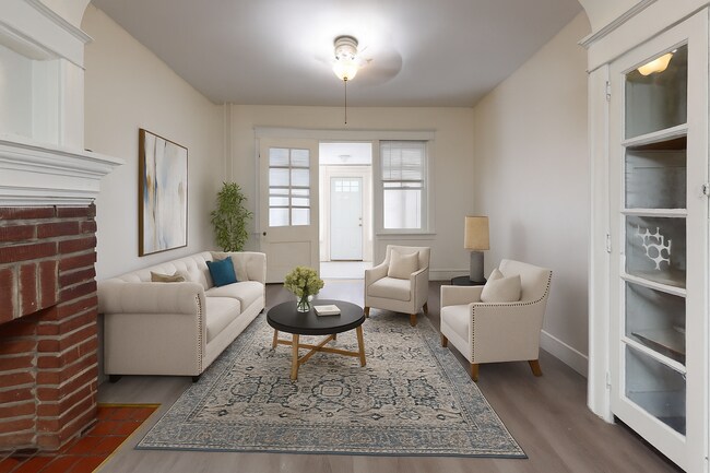 Photo - Wissinoming House for Rent