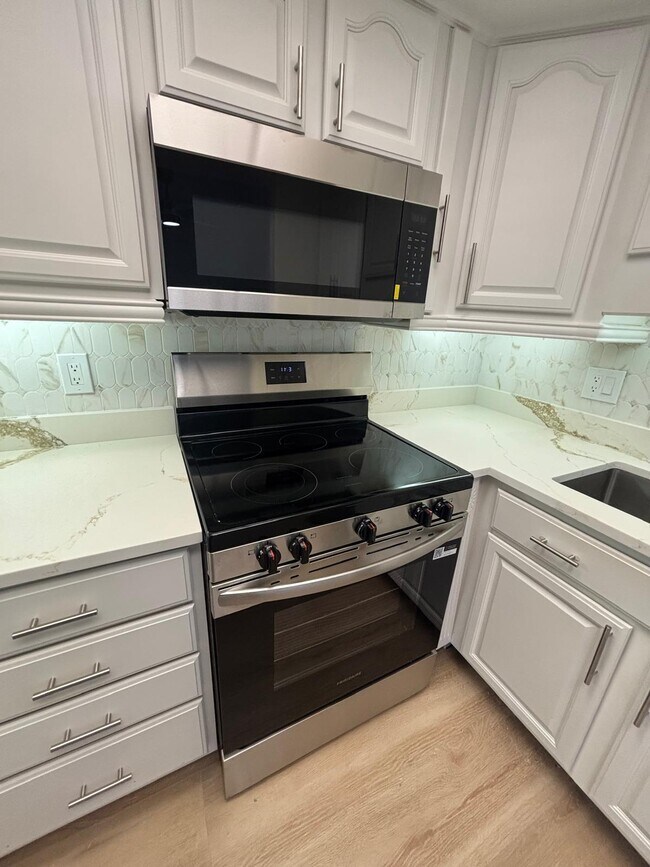 Foto del edificio - 4273 Oak Terrace Dr