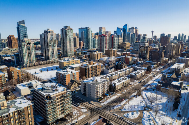 Aerial Photo - Parkview Plaza