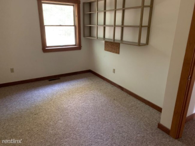 Foto del edificio - 2 br, 1 bath House - 5 Country Ln