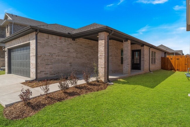Foto del edificio - 818 Honeydew Ln