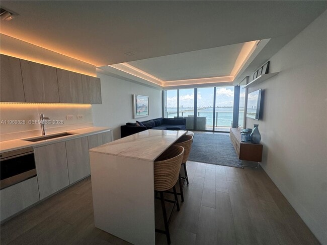 Foto del edificio - 3131 NE 7th Ave