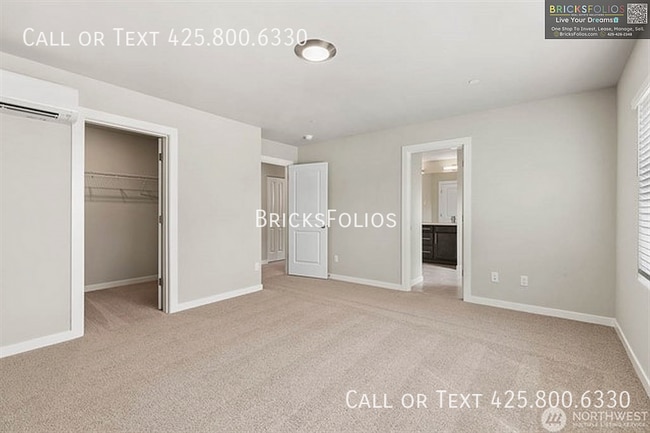 Building Photo - 9502 18th Ave W