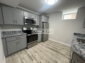 Building Photo - 18 Verrill St