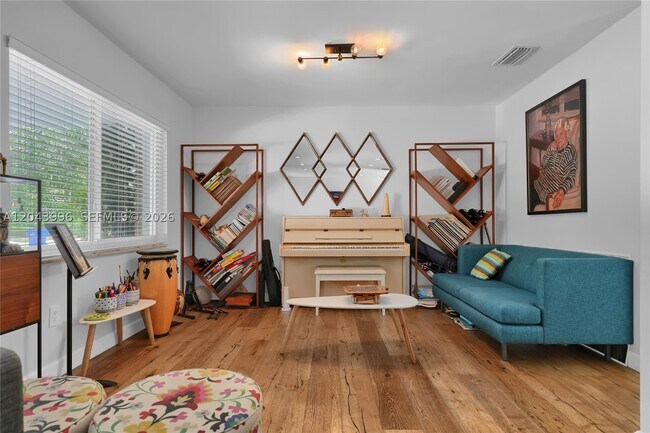 Foto del edificio - 5721 SW 59th Pl