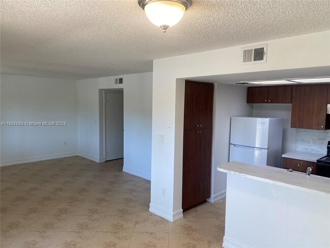 Building Photo - 8323 Coral Lake Dr
