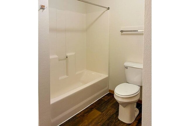 Building Photo - Pheasant Hollow Apartments