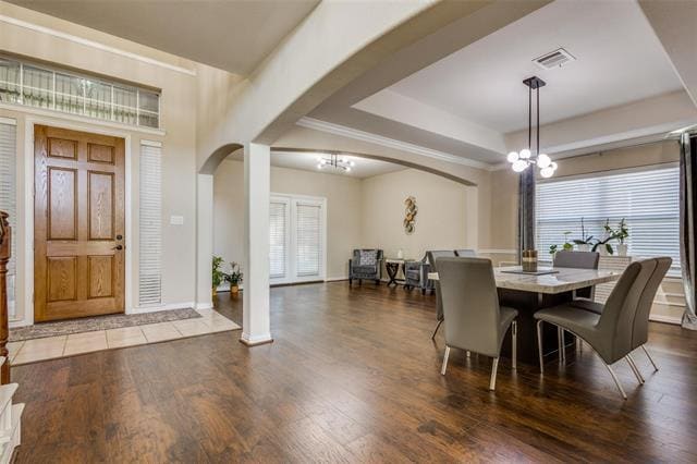 Foto del edificio - 8901 Brook Hollow Dr
