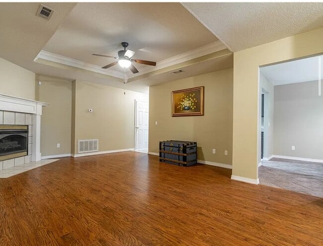Building Photo - 1326 Tradition Ave