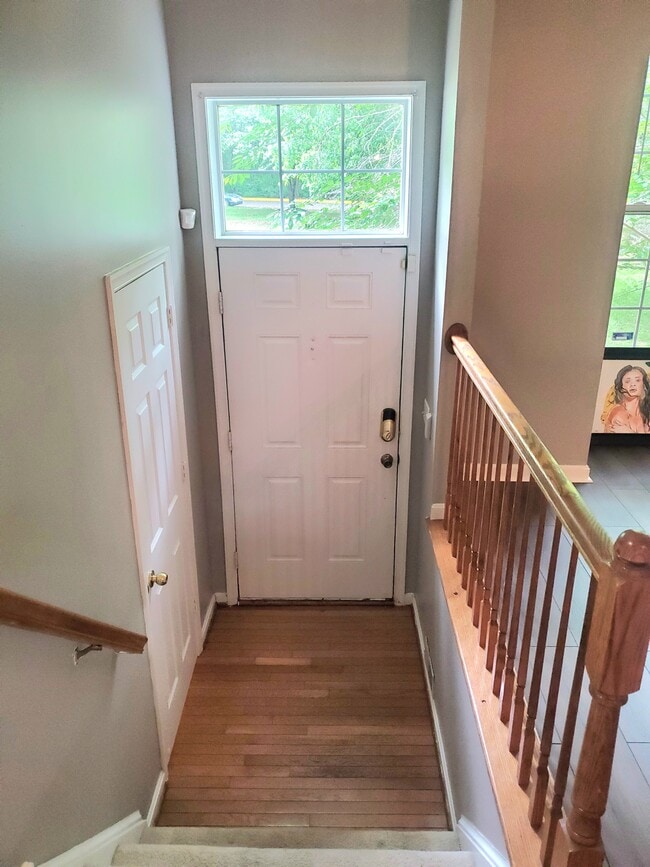 Building Photo - 9705 Tulip Tree Dr