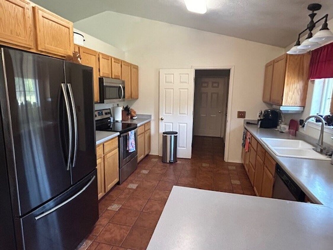 108 Memory Ln, Stevensville, MT 59870 House Rental in Stevensville