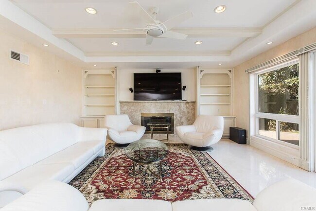 Foto del edificio - 18301 Hampton Ct