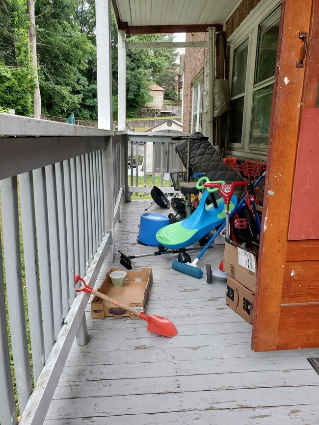 Building Photo - 29 Wiltshire Rd