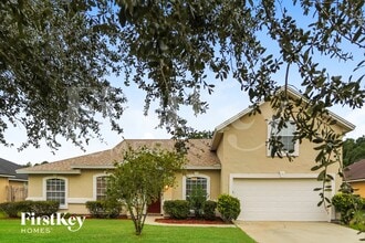 Building Photo - 2447 Royal Pointe Dr