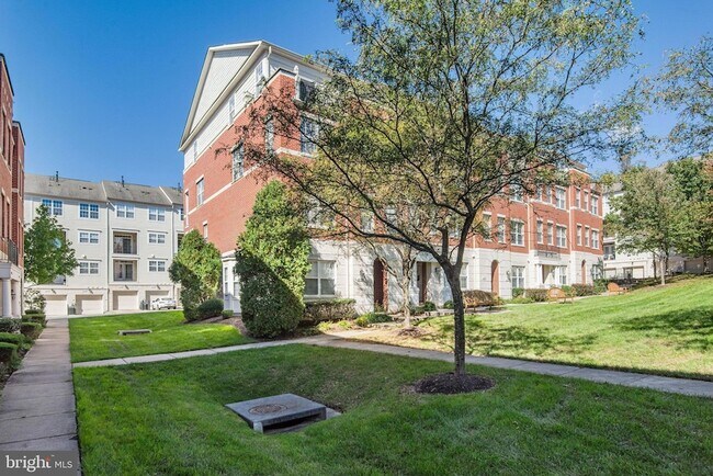 Building Photo - 4490B Beacon Grove Cir