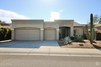 Building Photo - 7521 E Santa Catalina Dr