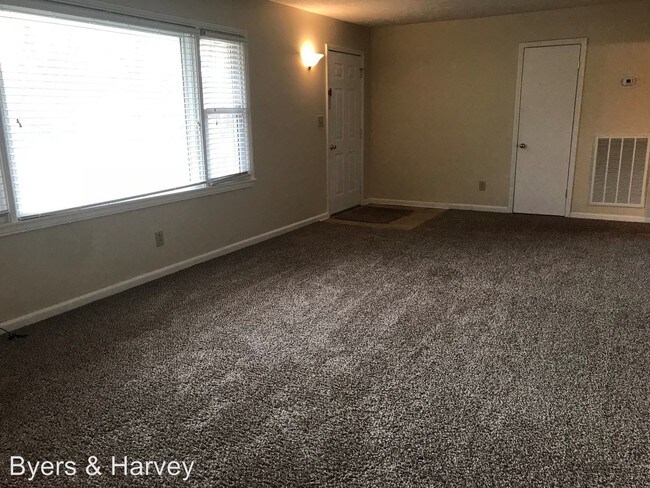 Foto del edificio - 2 br, 1.5 bath House - 216 Rebecca Lane