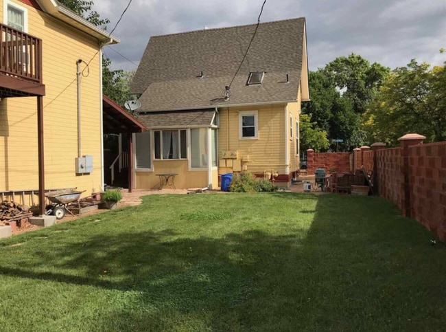 Building Photo - 463 Gunnison Ave