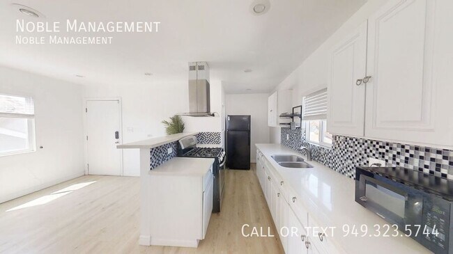 Foto del edificio - 3629 1/2 Marmion Way-