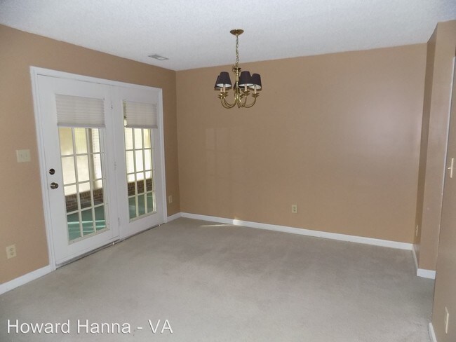 Building Photo - 2 br, 2 bath House - 713 Mashie Court