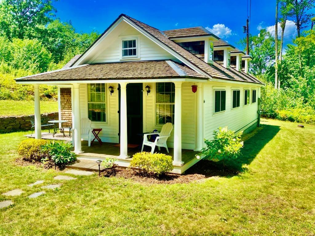 Primary Photo - 64 Old Northfield Rd