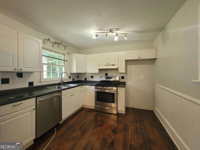 Foto del edificio - 4641 Lucerne Valley Rd SW