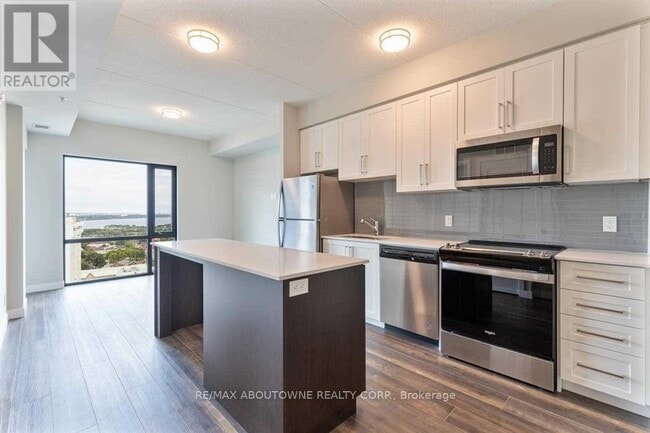 Photo du b&#226;timent - 15 Queen St S