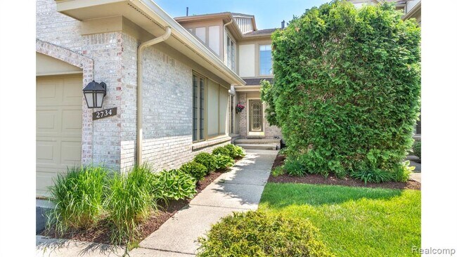 Foto del edificio - 2734 Winter Garden Ct